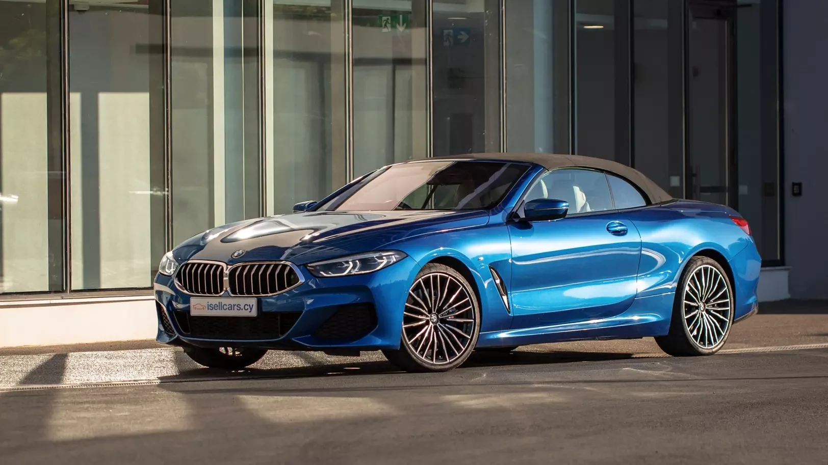 BMW 840d xDrive Кабриолет #32 Фото 9