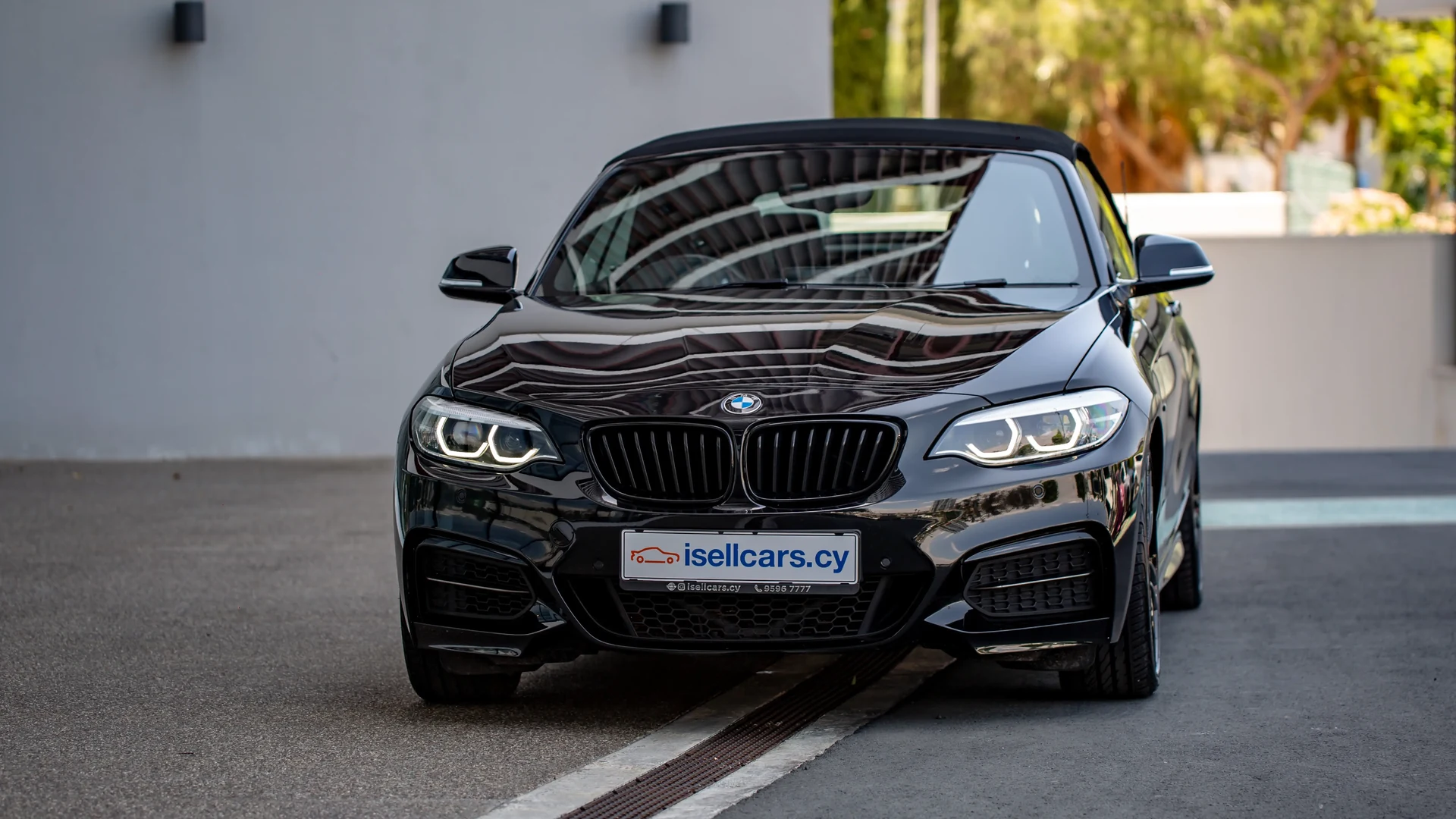 BMW M240i Convertible #23 Photo 10