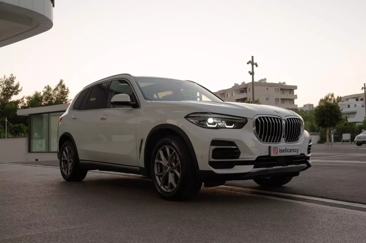 BMW X5 xDrive 40i xLine #3 Photo 2