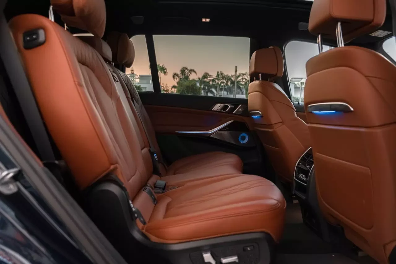 BMW X7 xDrive40i M Sport #4 Photo 6