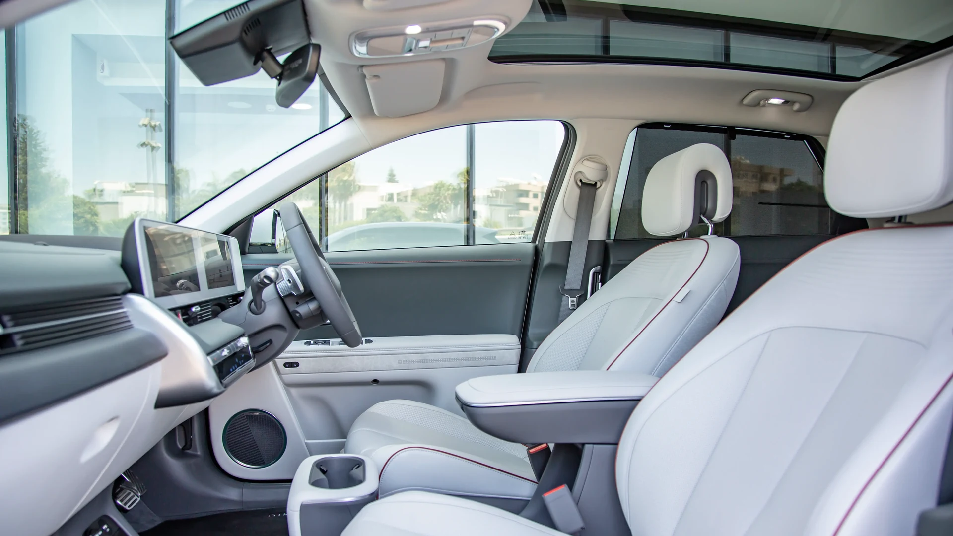 Hyundai Ioniq 5 #30 Photo 9