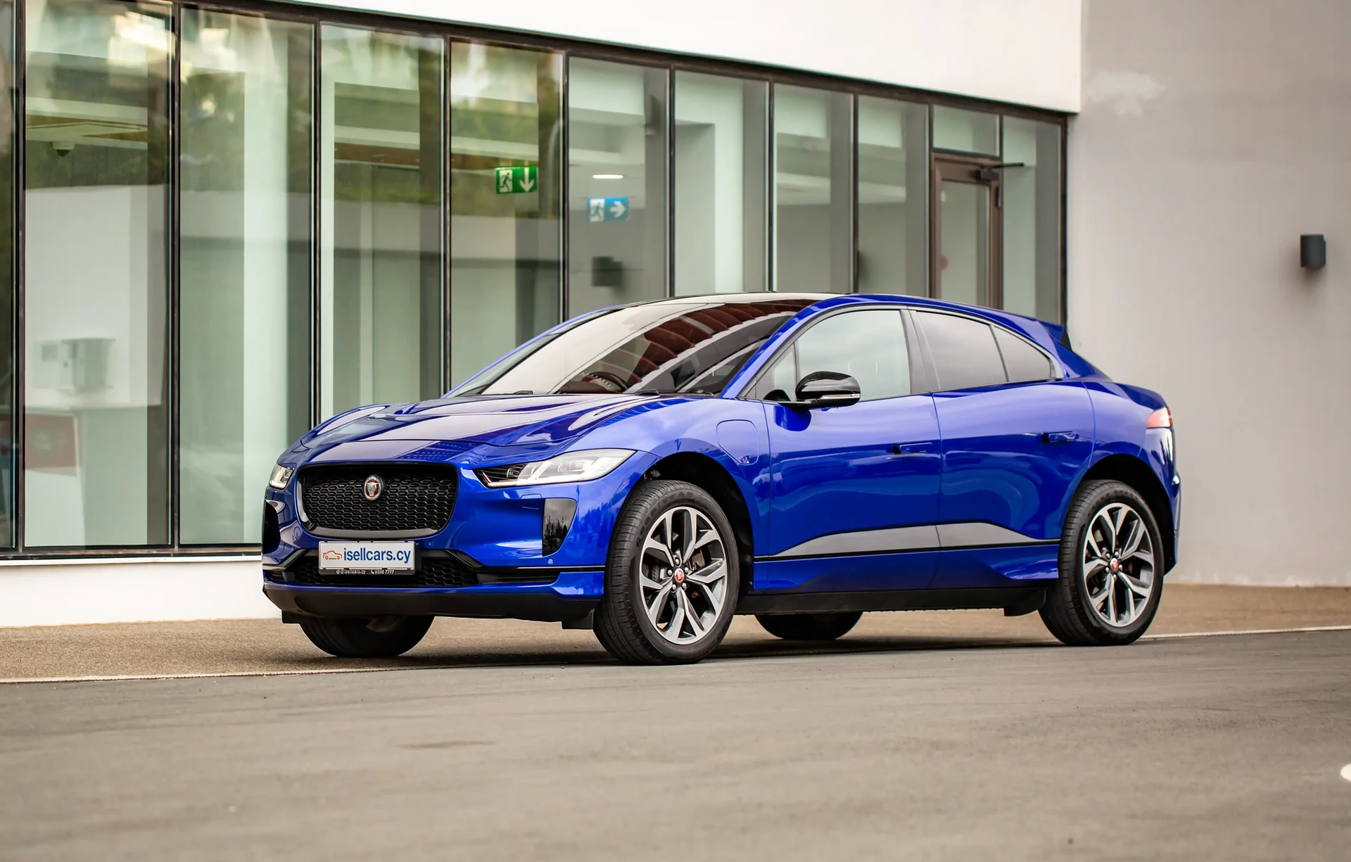 Jaguar I-Pace EV400 HSE Black #45 Фото 1