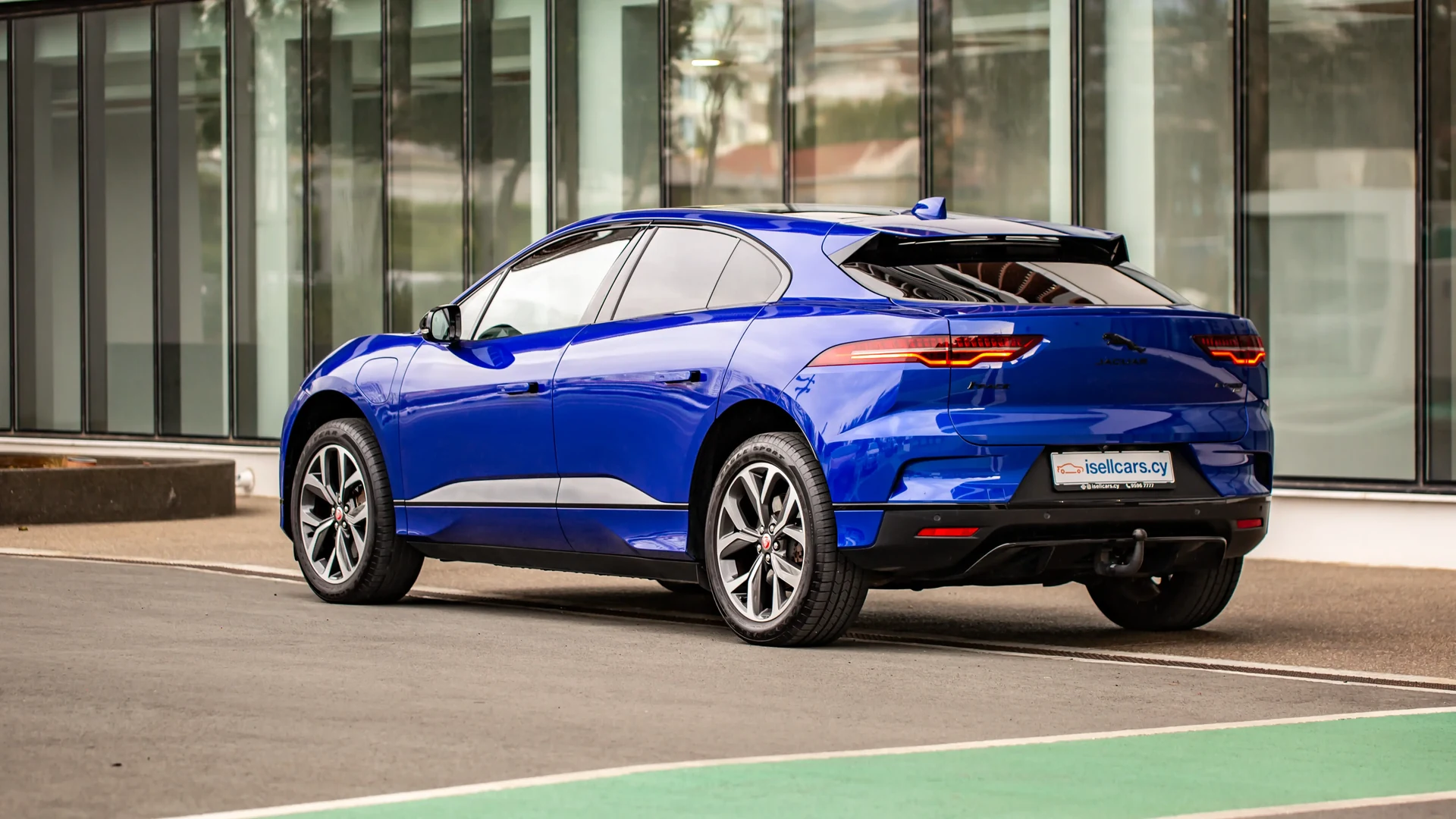 Jaguar I-Pace EV400 HSE Black #45 Фото 2