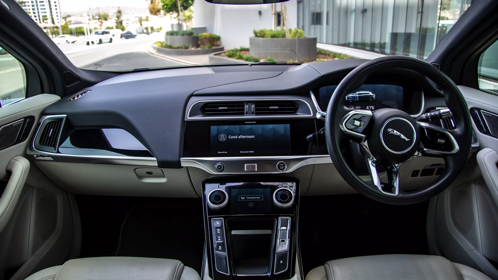 Jaguar I-Pace EV400 HSE Black #49 Фото 11