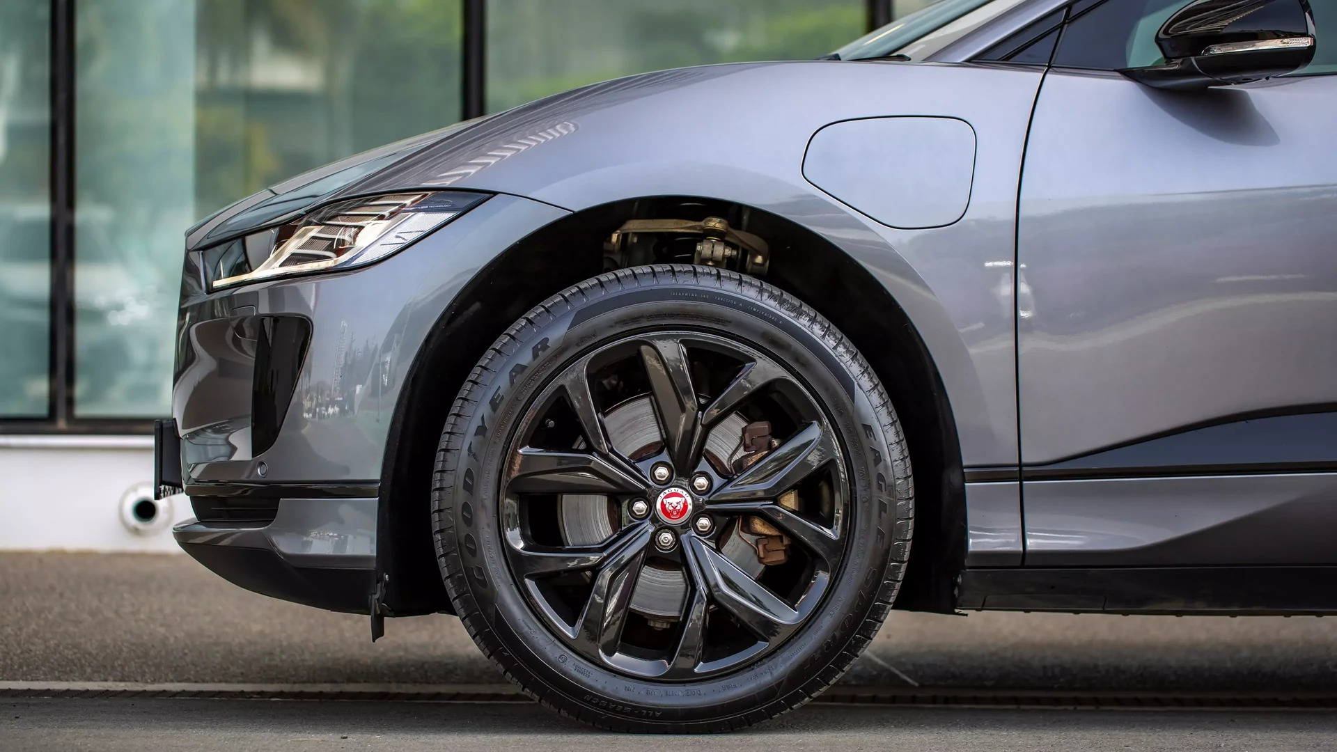 Jaguar I-Pace EV400 HSE Black #49 Фото 17