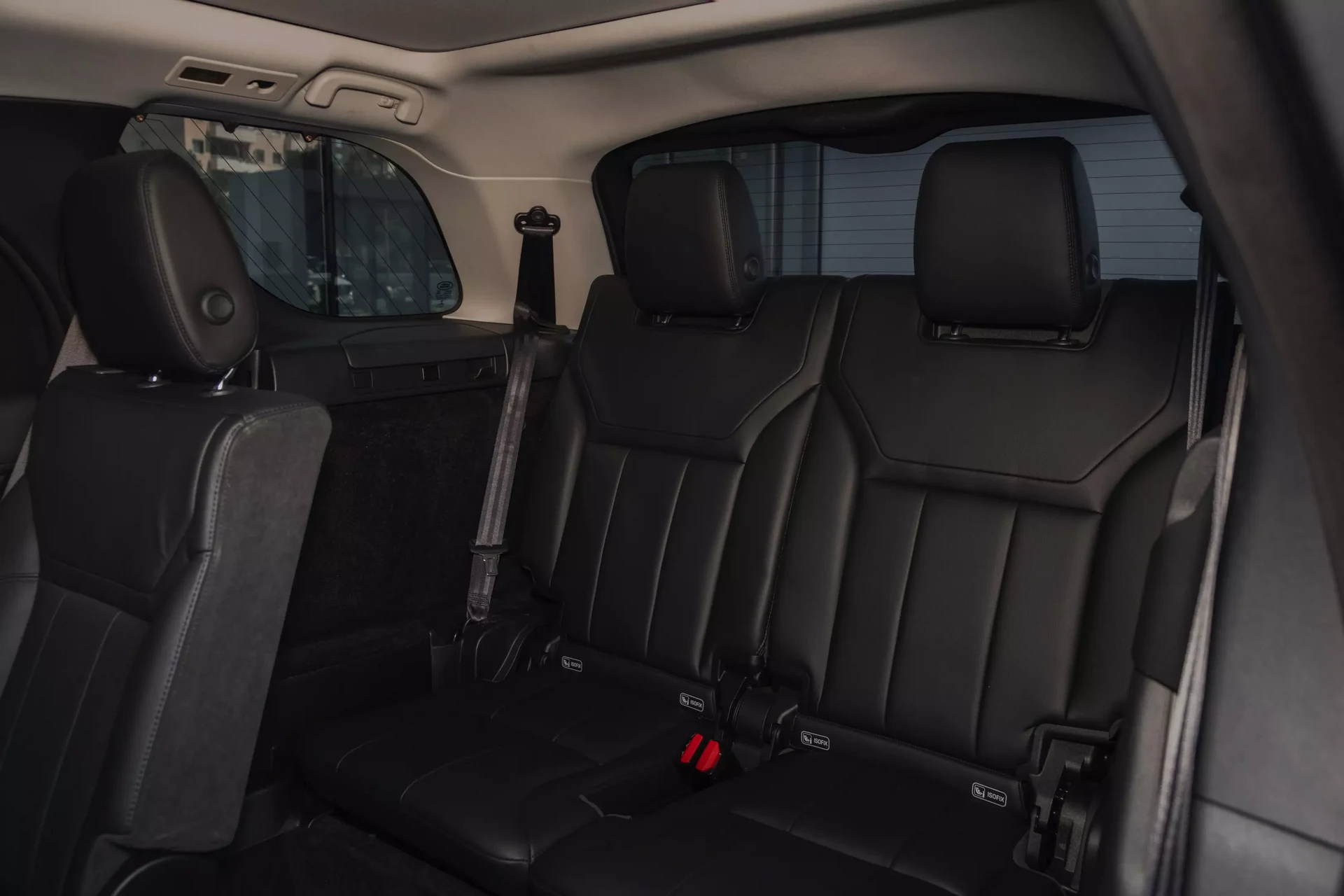 Land Rover Discovery SD4 SE #9 Photo 12