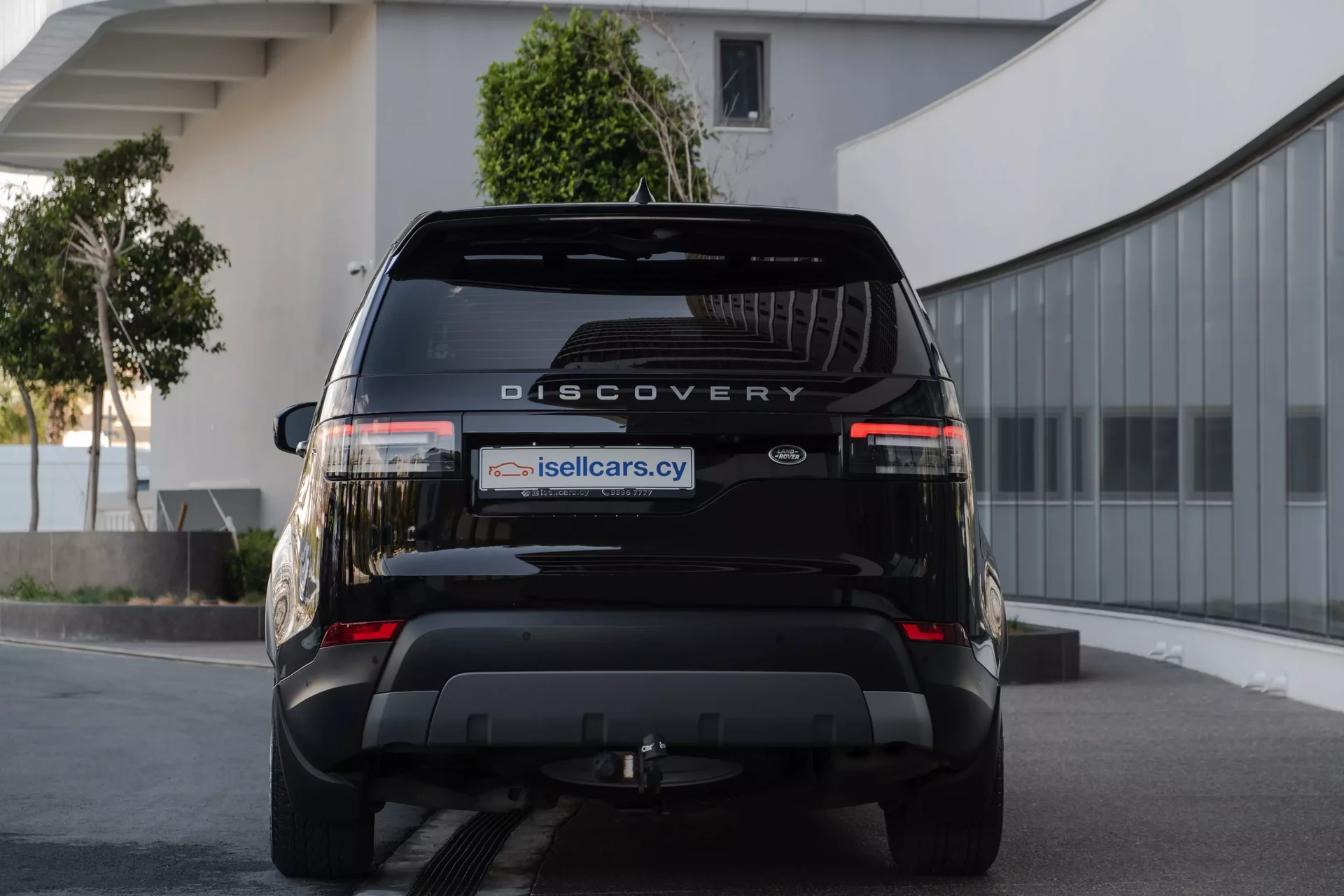 Land Rover Discovery SD4 SE #9 Photo 4