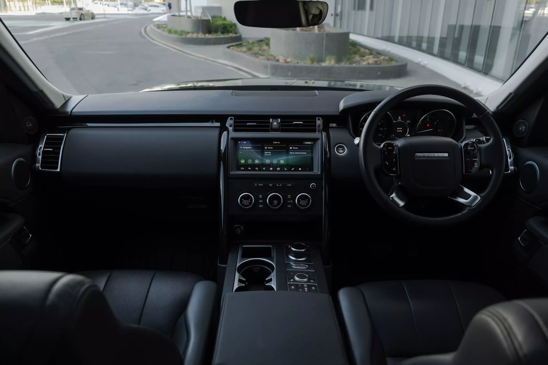 Land Rover Discovery SD4 SE #9 Photo 8