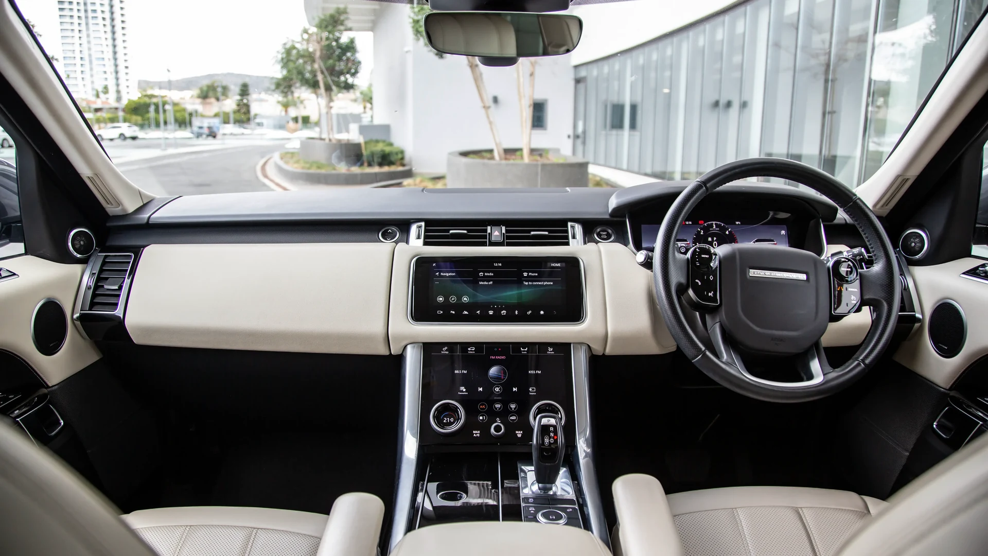 Range Rover Sport SDV6 HSE #12 Photo 8