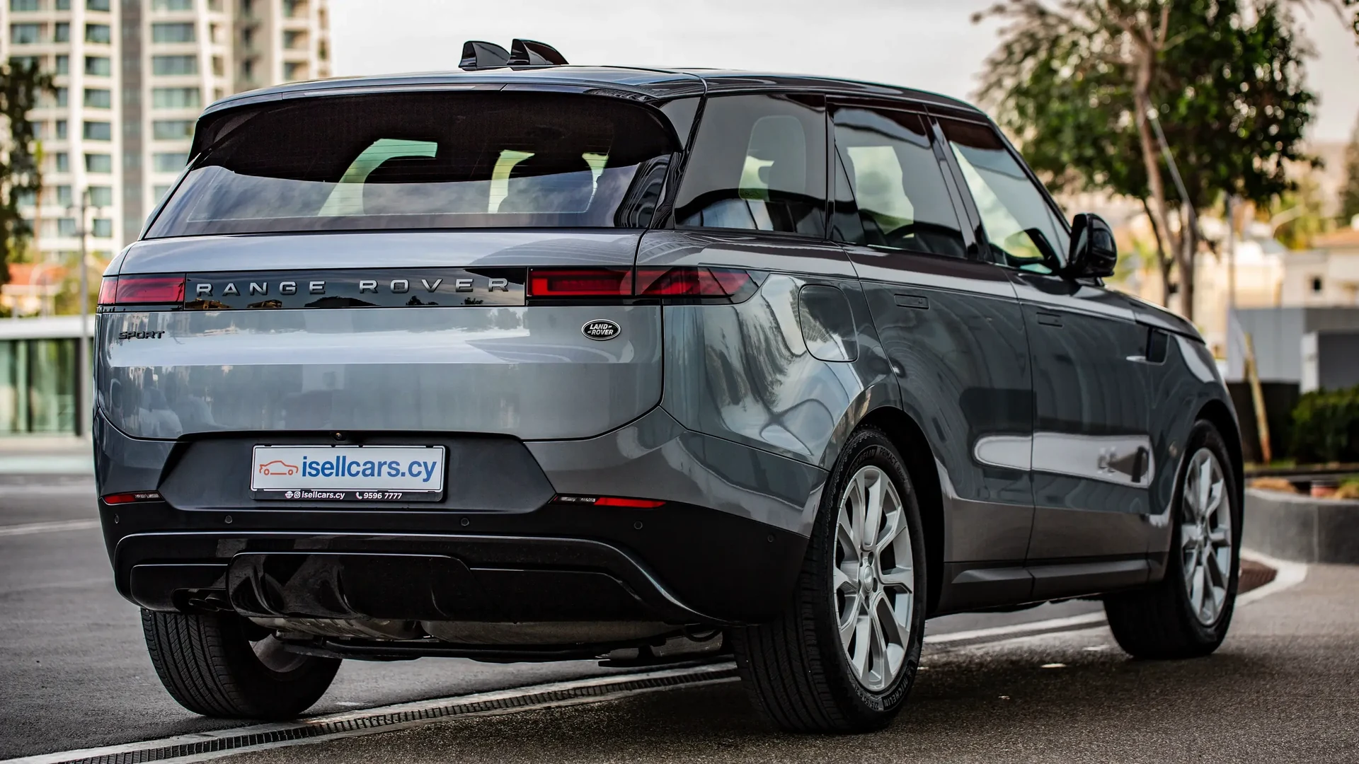 Range Rover Sport SE #24 Фото 4