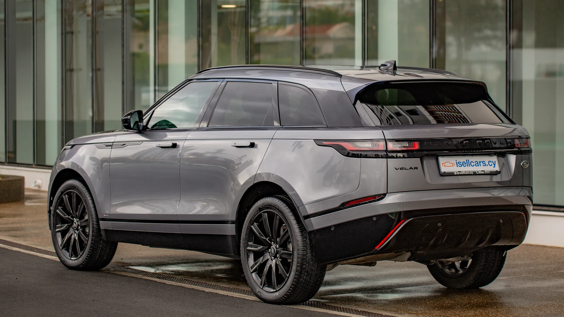 Range Rover Velar D180 SE R-Dynamic #16 Photo 2