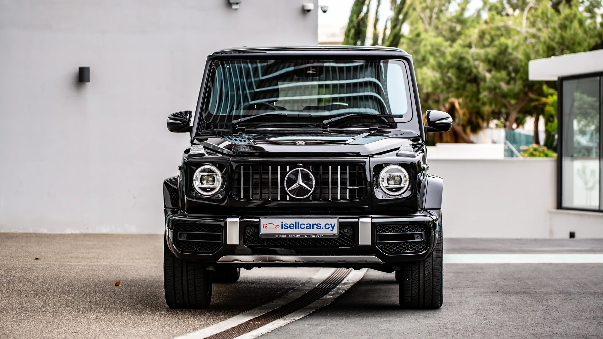Mercedes-AMG G63 Premium Plus #8 Photo 5