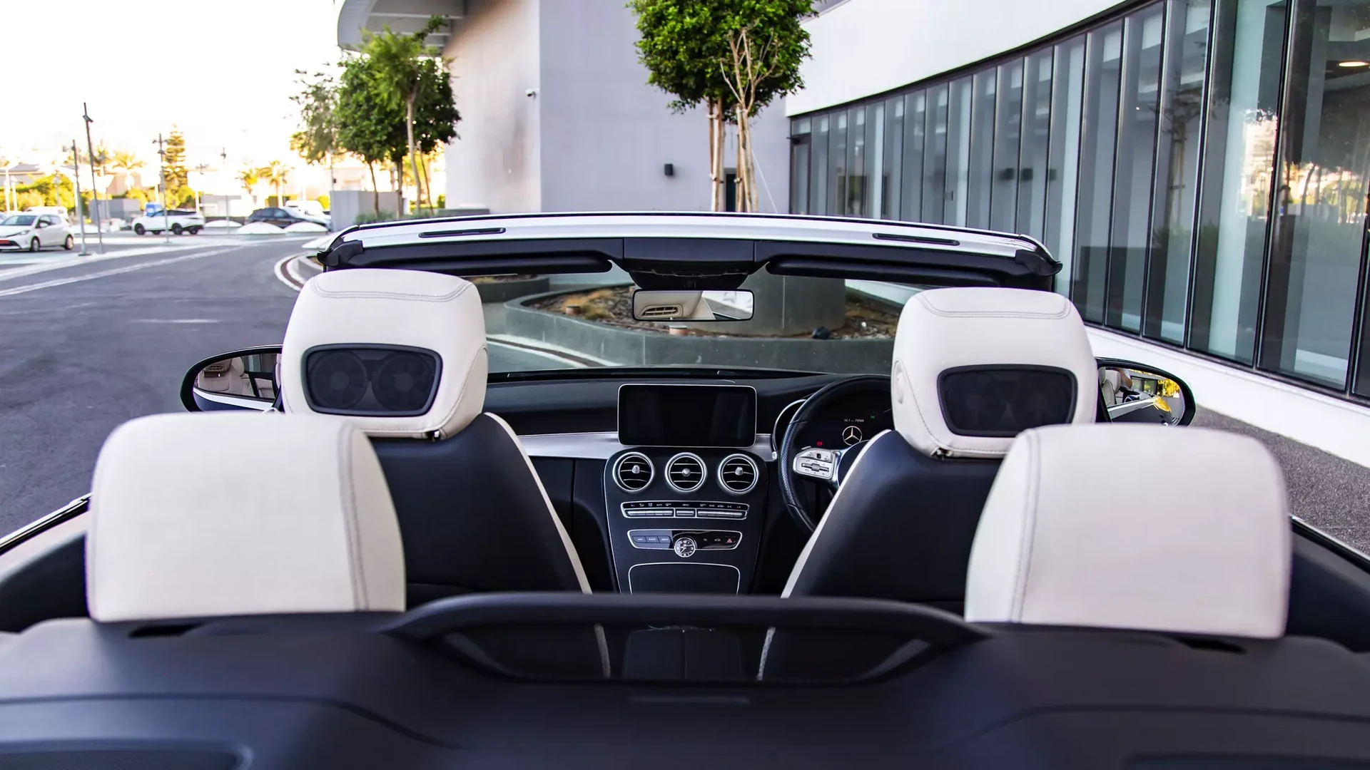 Mercedes-Benz C220d Convertible Premium Plus #43 Photo 10