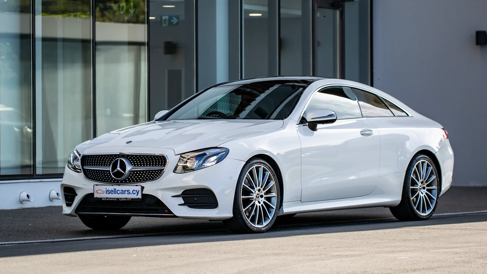 Mercedes-Benz E220d Coupe Premium Plus #27 Фото 1