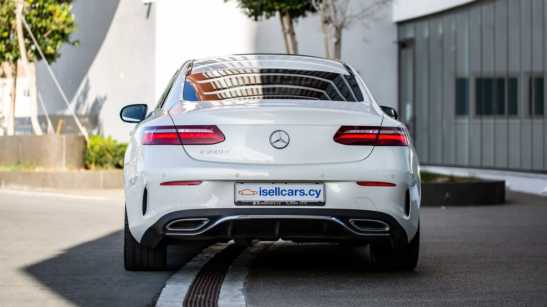 Mercedes-Benz E220d Coupe Premium Plus #27 Фото 4