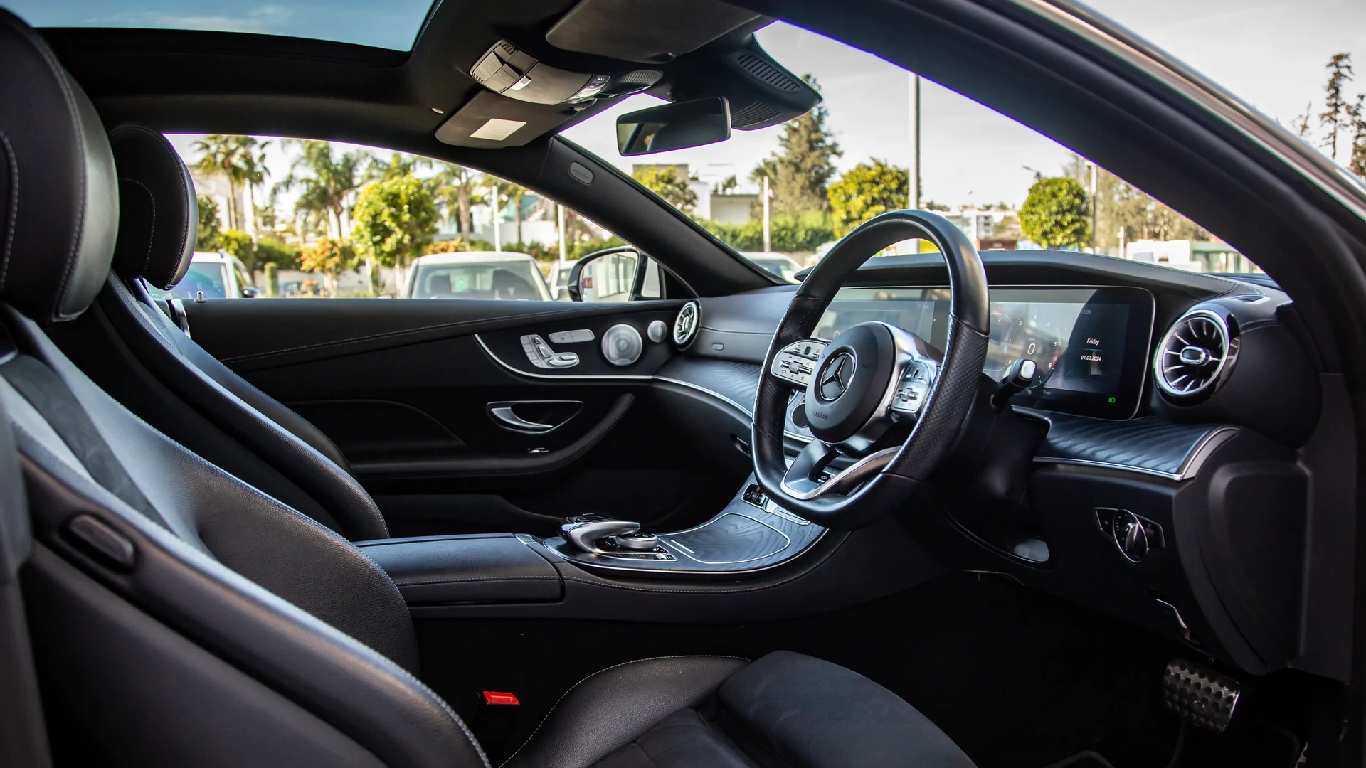 Mercedes-Benz E220d Coupe Premium Plus #27 Фото 9