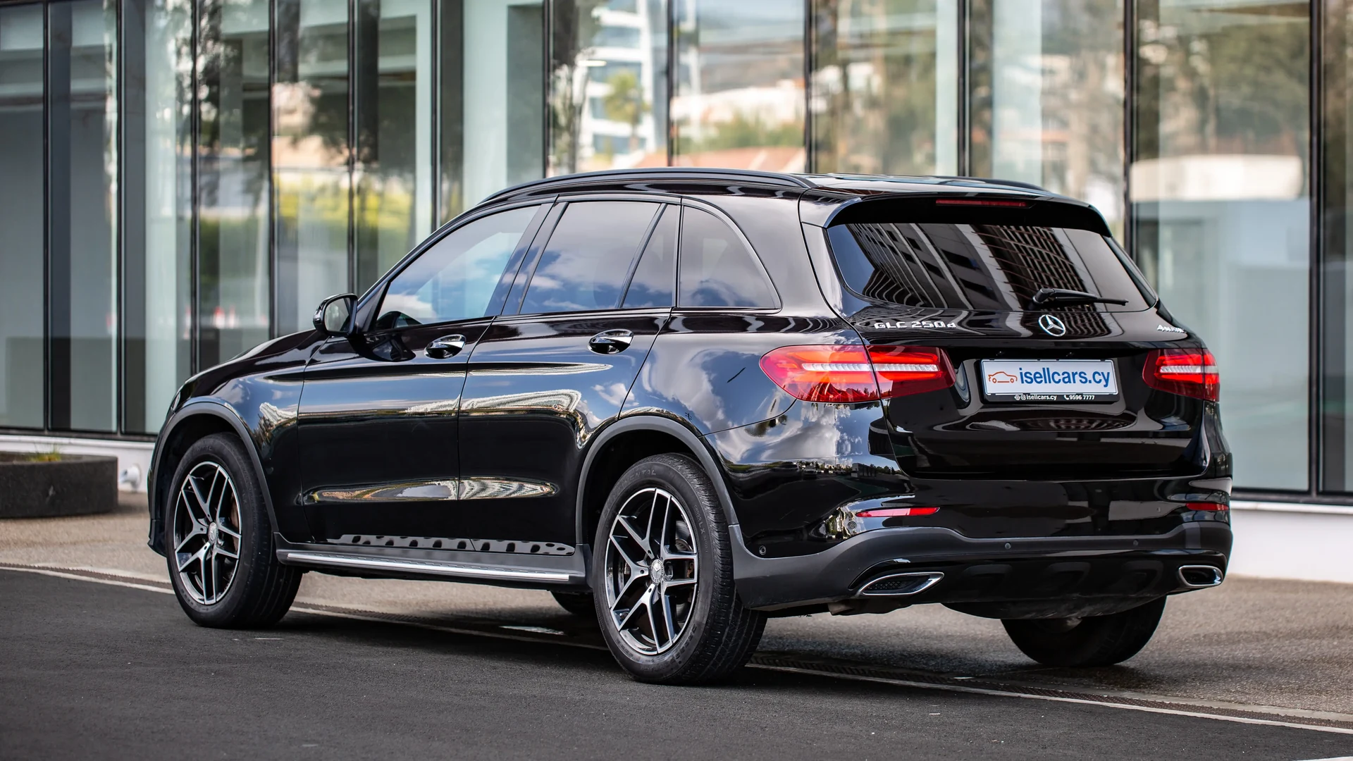 Mercedes-Benz GLC 250d Premium Plus #20 Photo 2