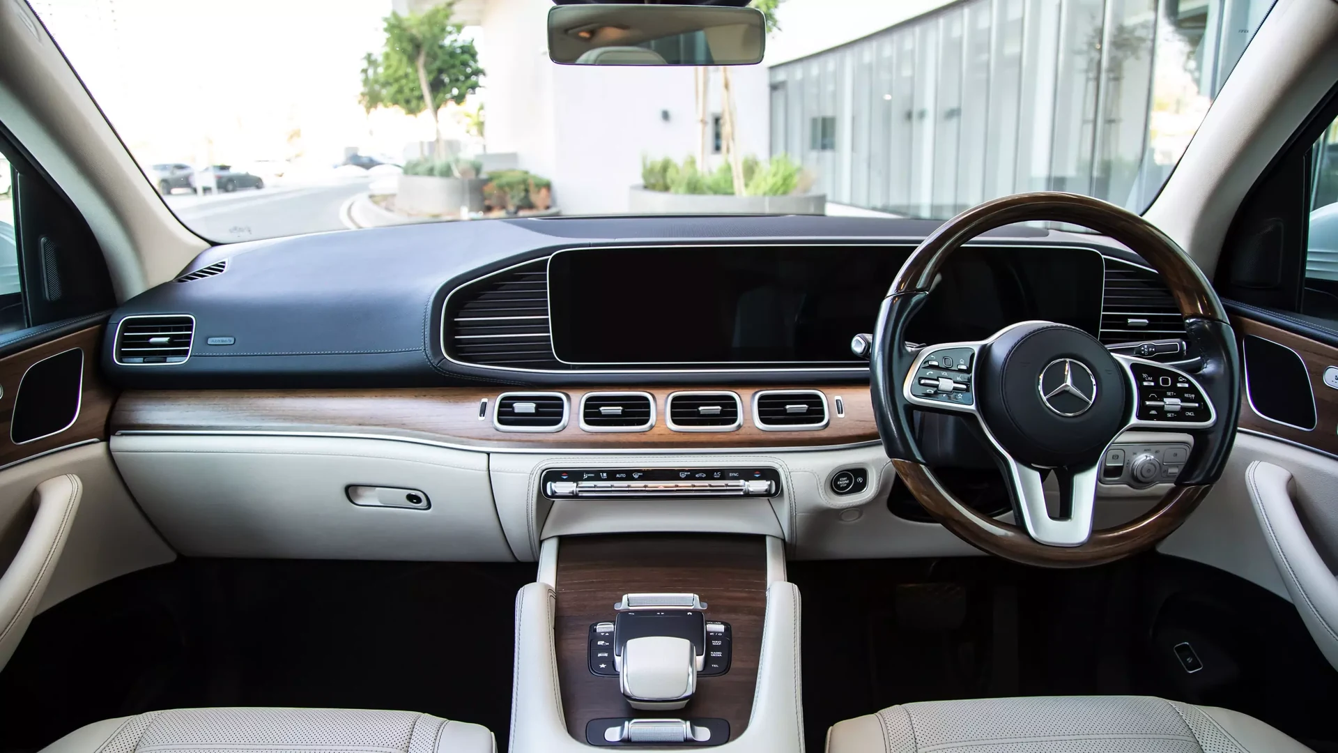 Mercedes-Benz GLE 350d #41 Фото 13