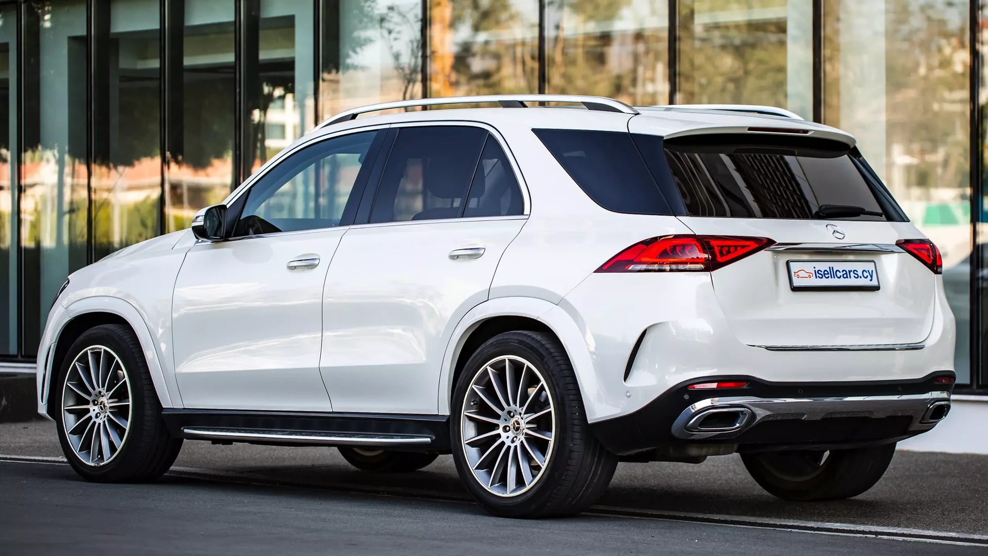 Mercedes-Benz GLE 350d #41 Фото 2