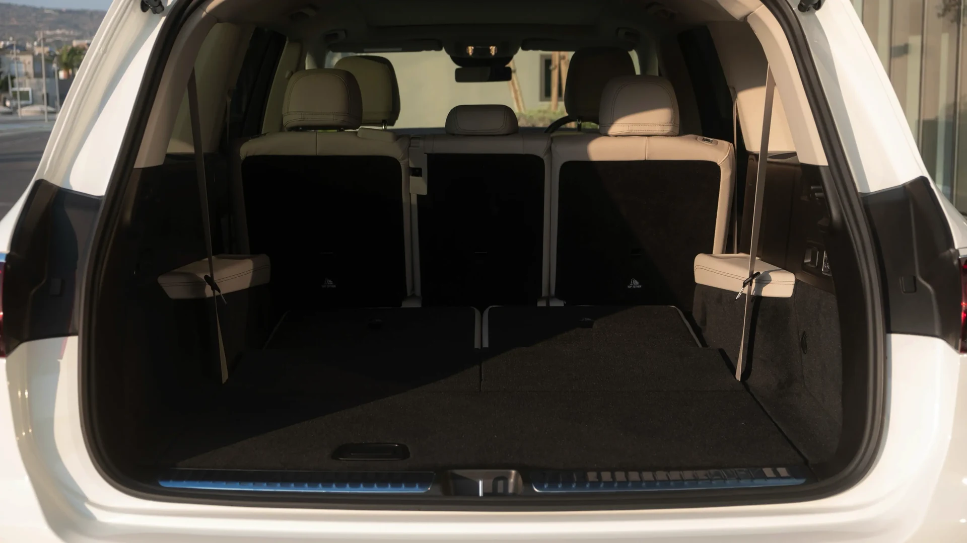 Mercedes-Benz GLS 400d Premium Plus #25 Фото 9