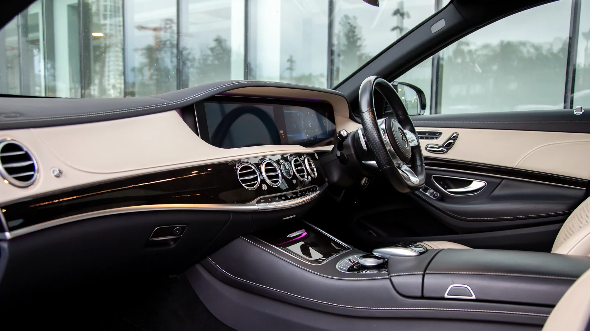 Mercedes-Benz S350d AMG Premium #46 Photo 9