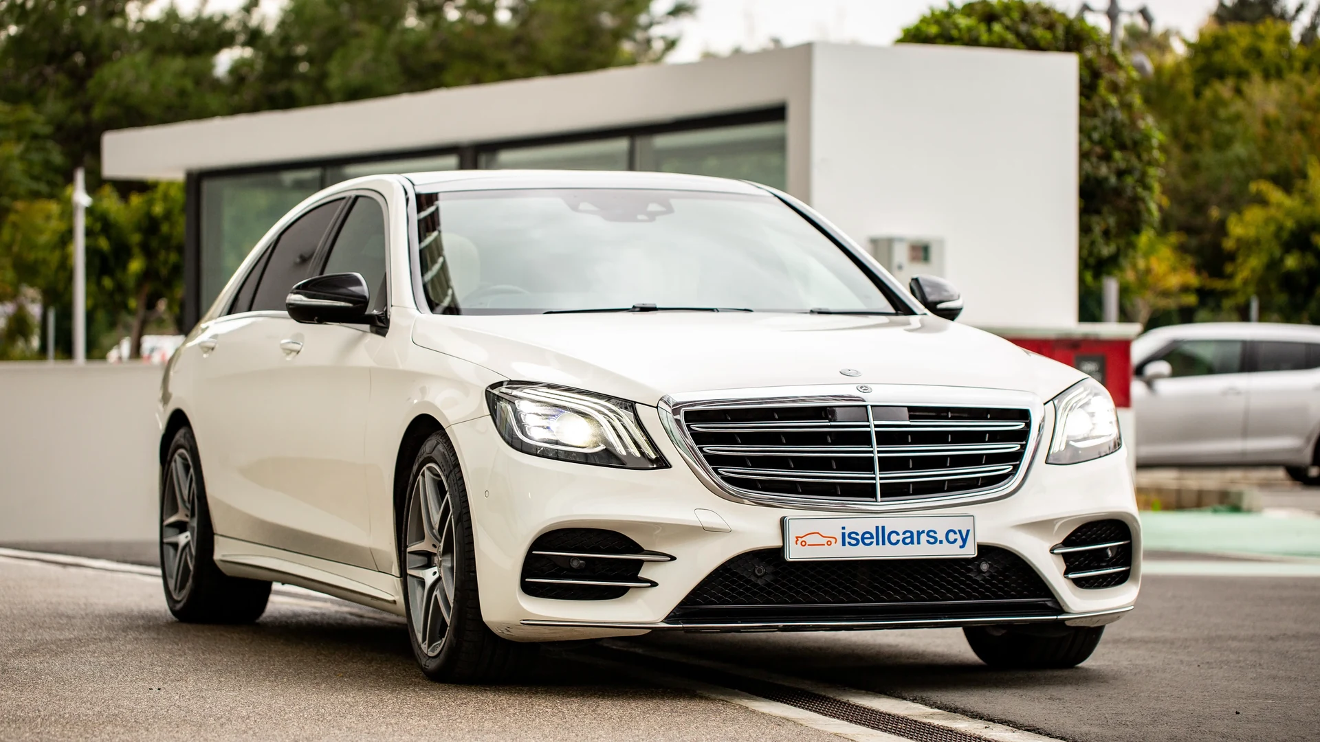 Mercedes-Benz S350d AMG Premium #46 Photo 5