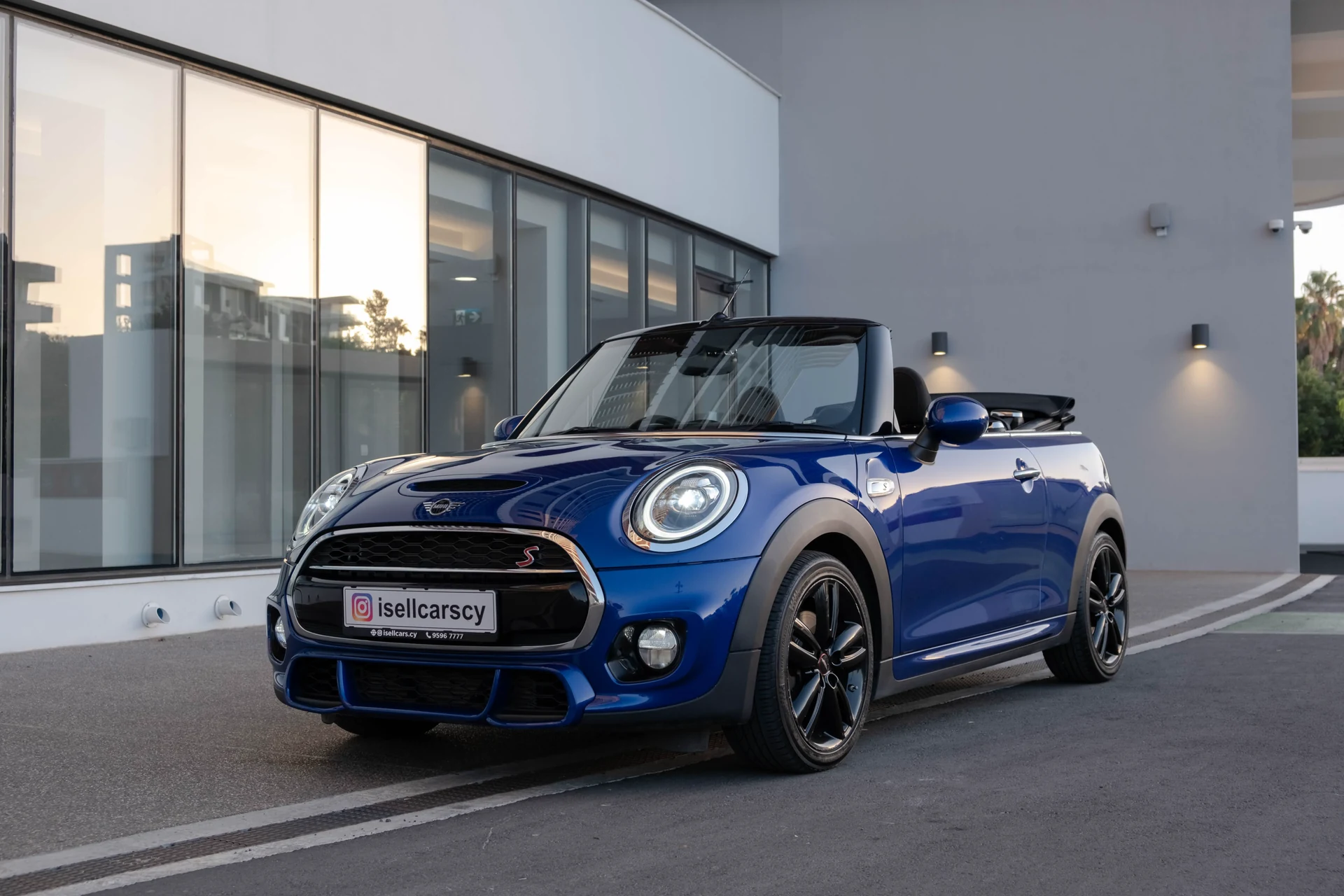 MINI Cabrio Cooper S #17 Фото 1