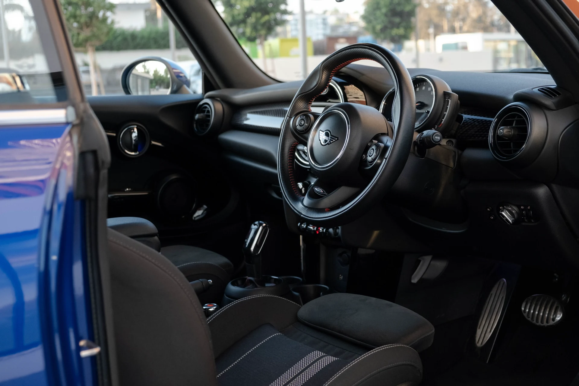 MINI Cabrio Cooper S #17 Фото 5