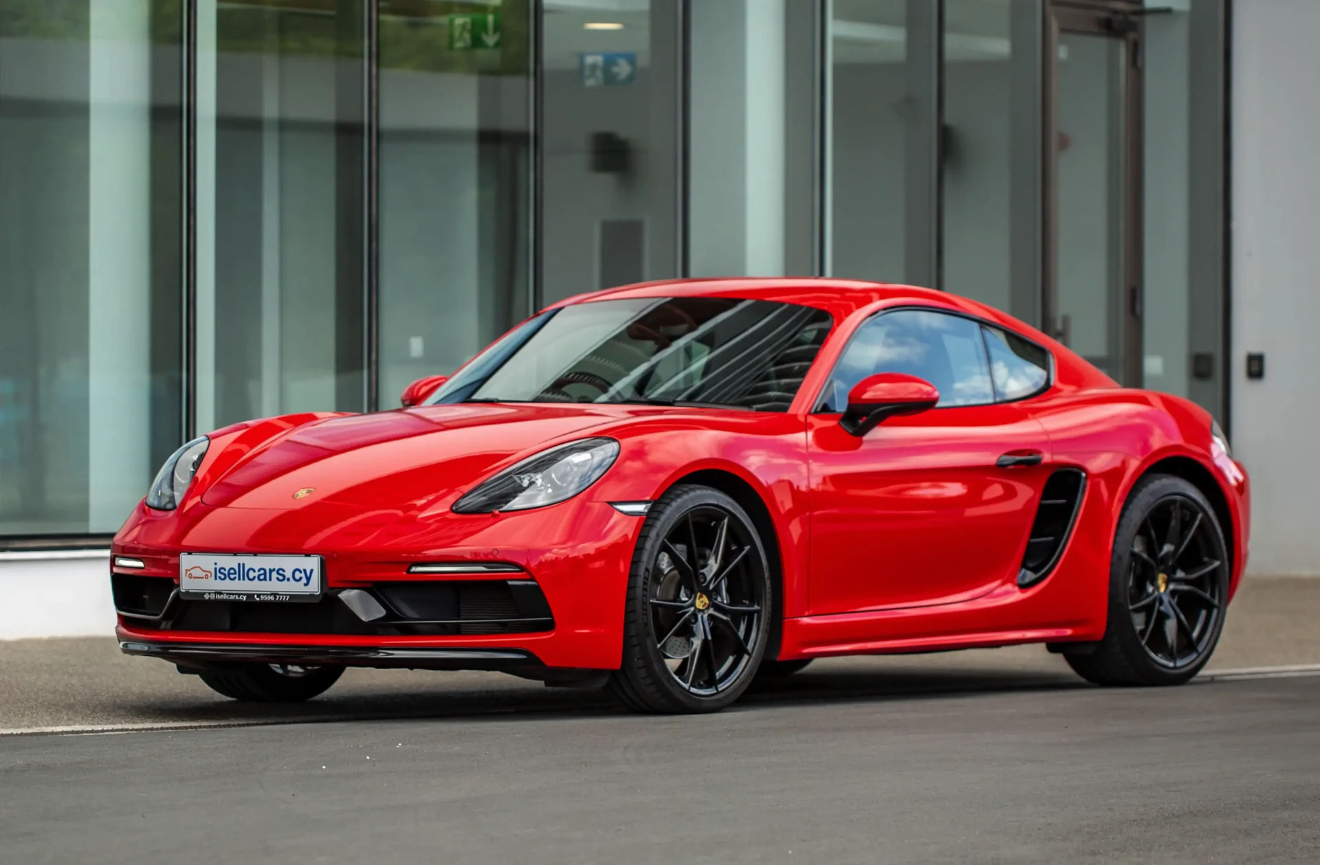 Porsche 718 Cayman #39 Photo 1