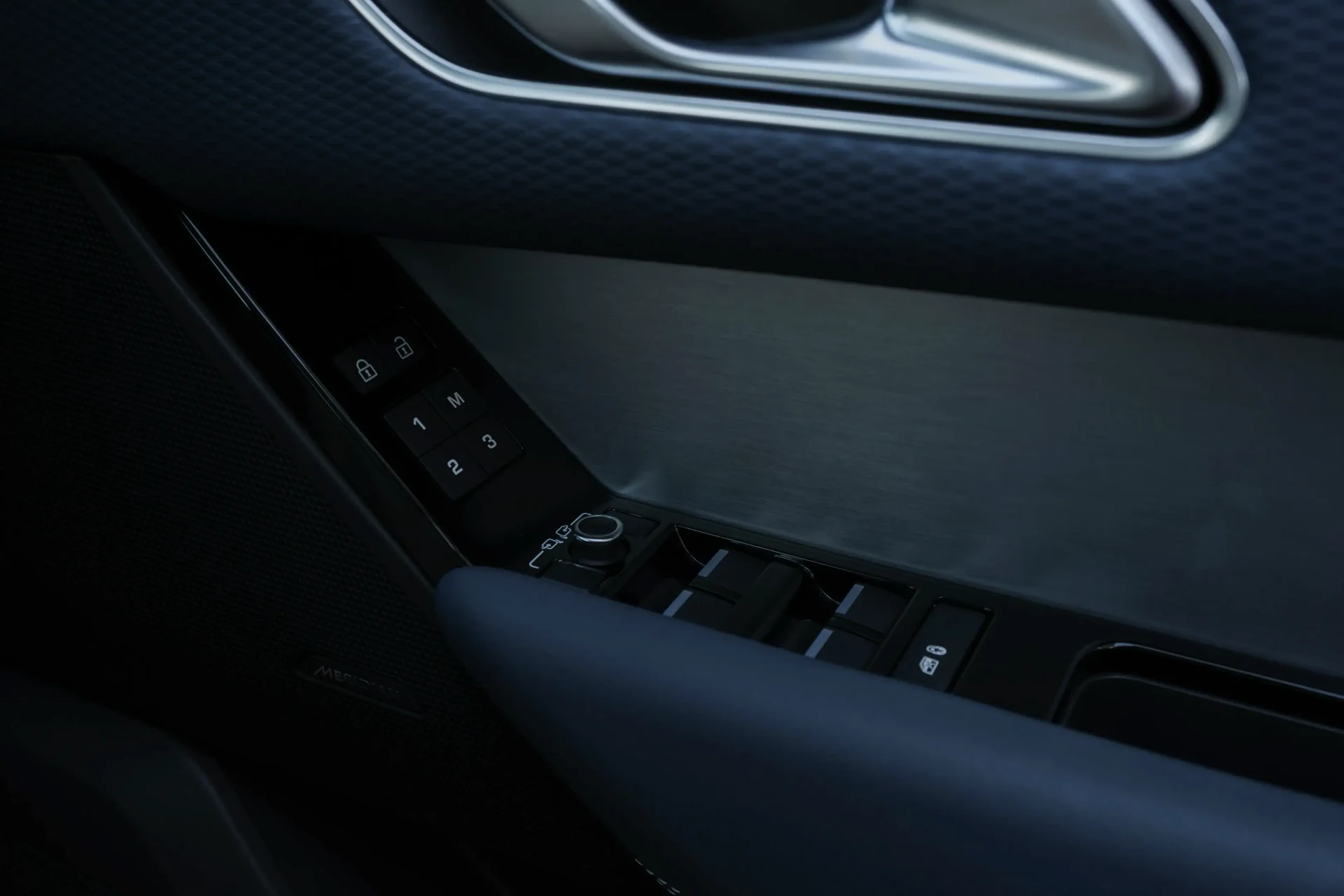 Range Rover Velar R-Dynamic D300 S #26 Photo 10