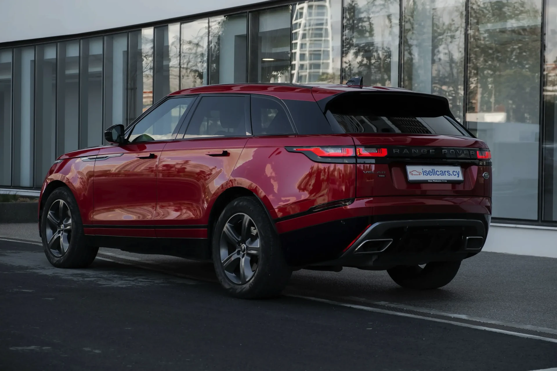 Range Rover Velar R-Dynamic D300 S #26 Photo 4