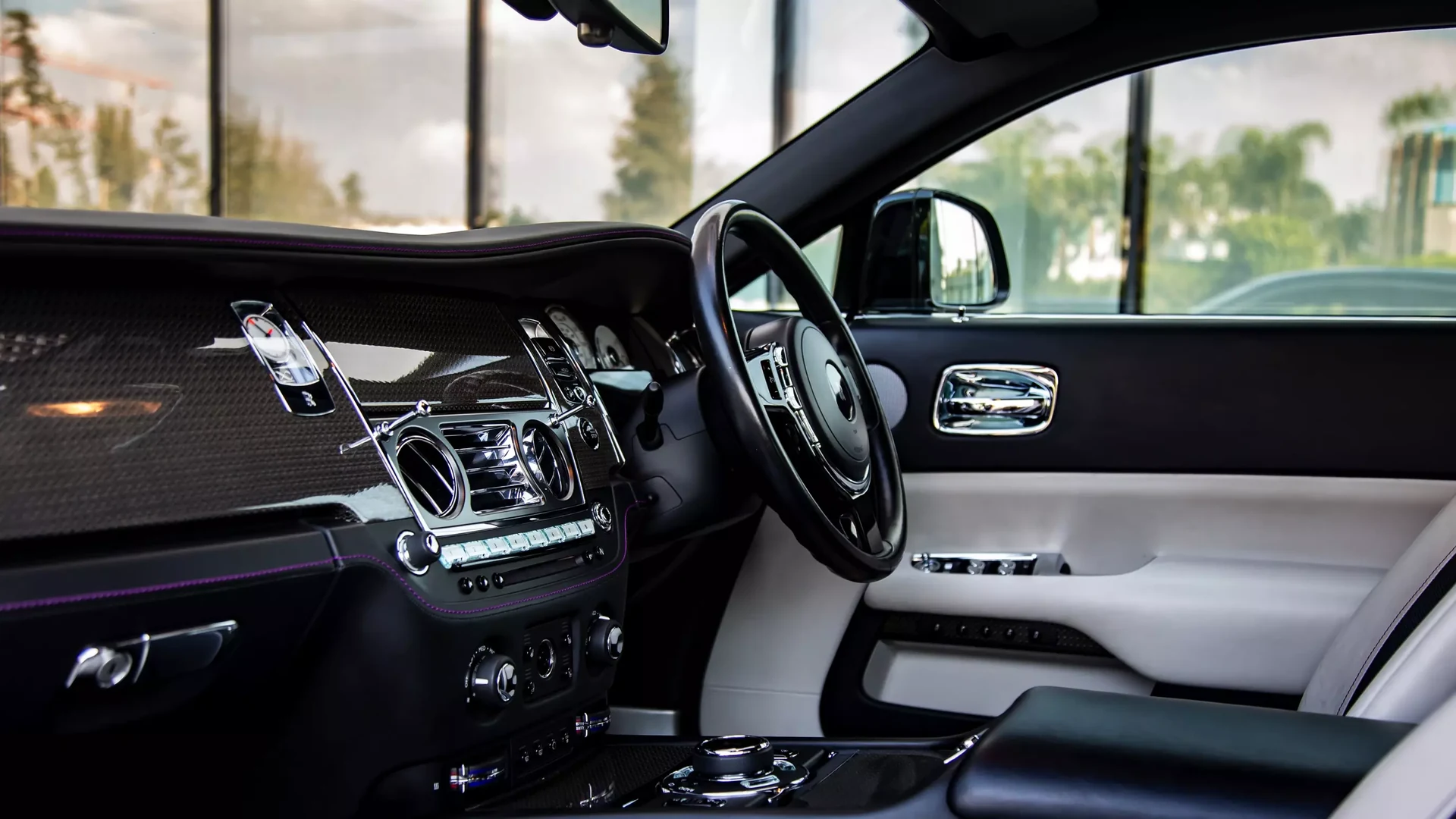 Rolls-Royce Wraith Black Badge #44 Фото 11