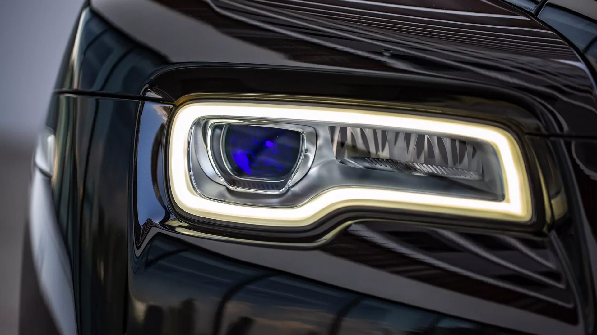 Rolls-Royce Wraith Black Badge #44 Фото 19