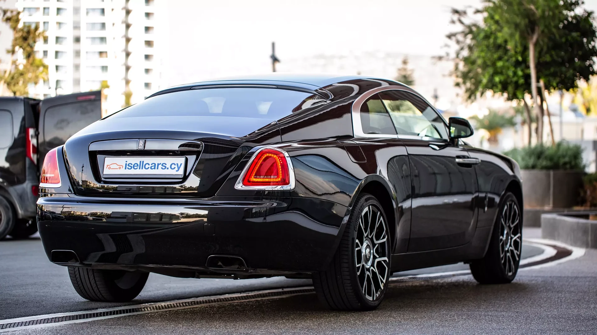 Rolls-Royce Wraith Black Badge #44 Фото 6