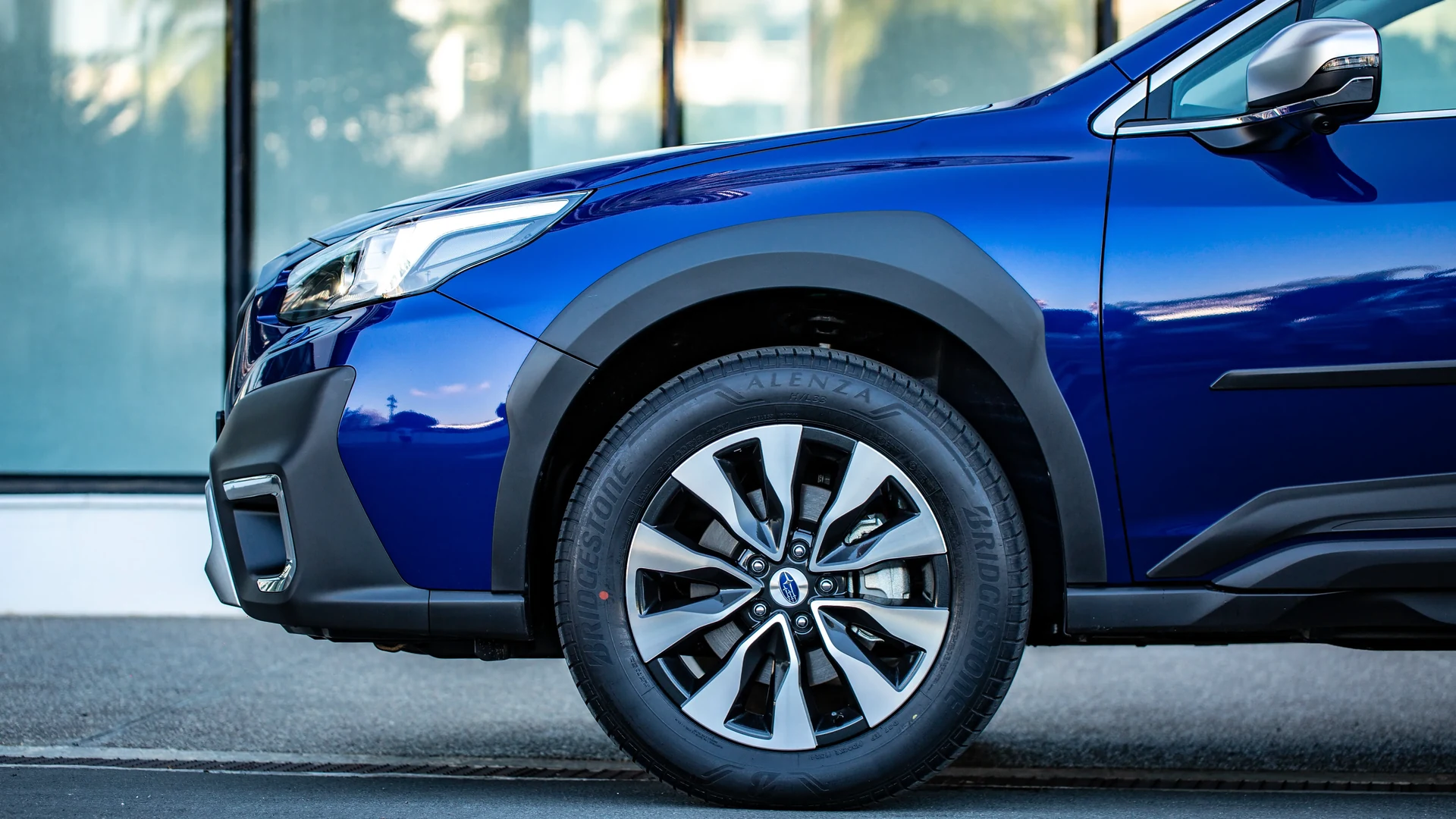 Subaru Outback Touring XT #42 Photo 17