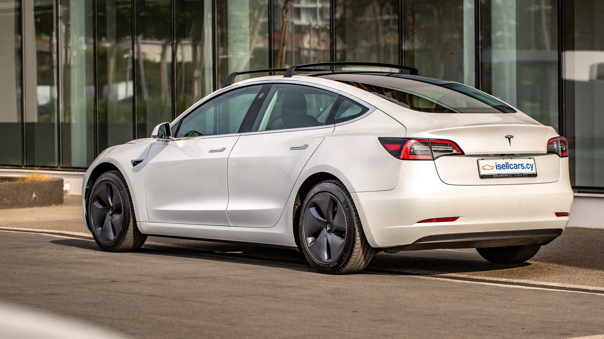 Tesla Model 3 Standard Plus #31 Фото 2