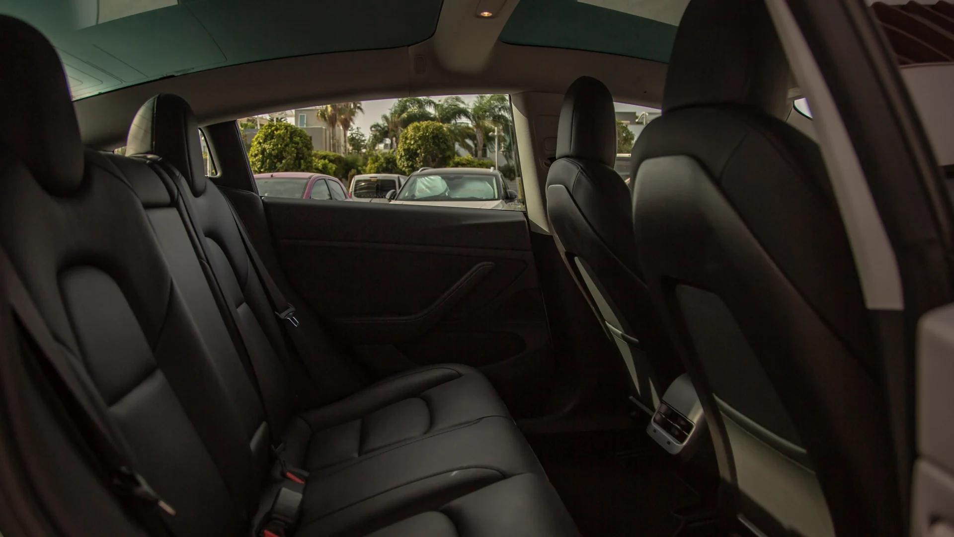 Tesla Model 3 Standard Plus #31 Фото 6