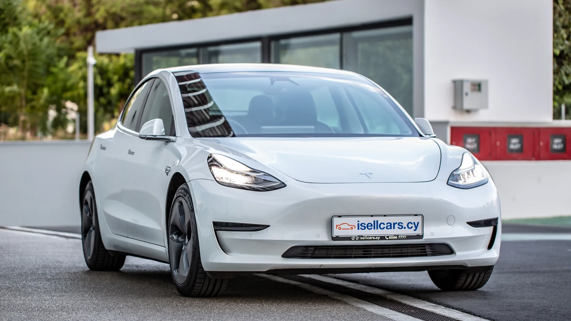 Tesla Model 3 Standard Range Plus #36 Фото 4