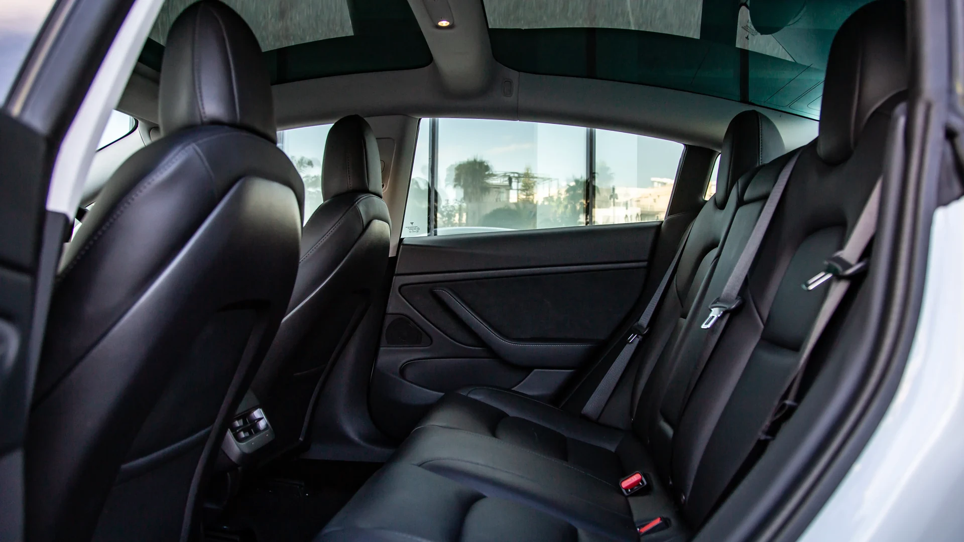 Tesla Model 3 Standard Range Plus #36 Фото 9