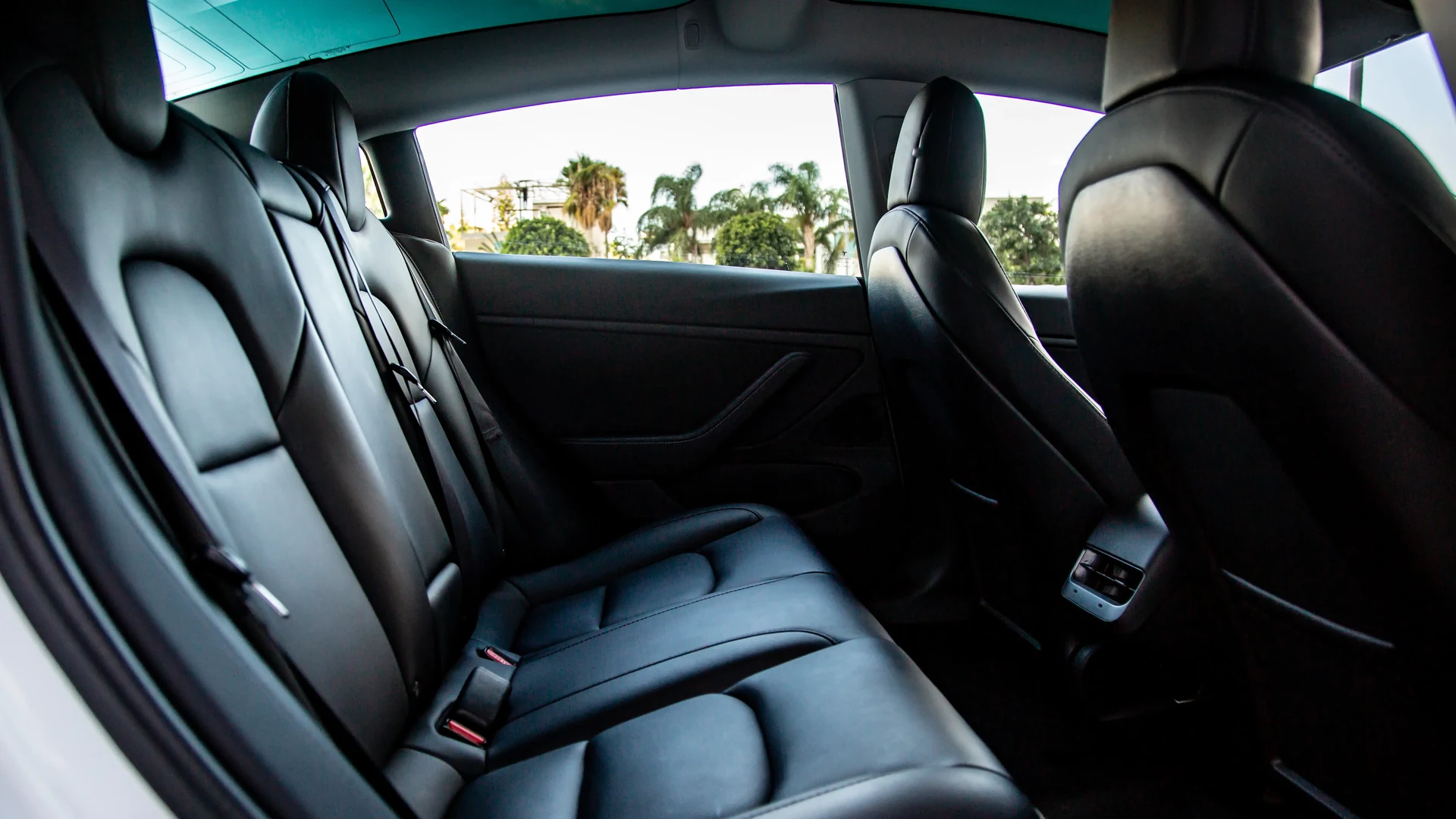 Tesla Model 3 Standard Range Plus #36 Фото 10